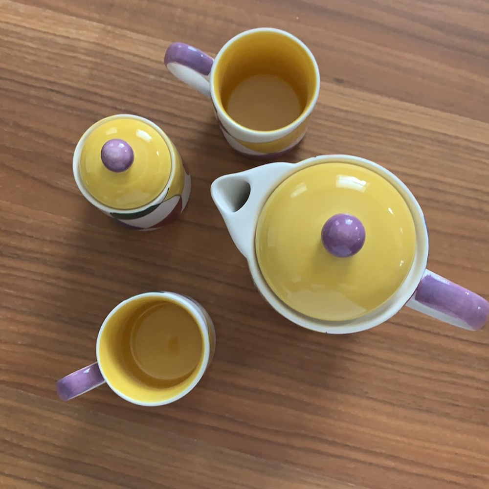Hues N Brew Tea Set with Serving Tray - Picture 6 of 16